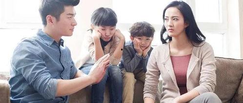 熊孩子爆料父母秘密视频,引发家庭风波