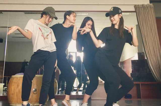 丁志诚同班同学互相爆料视频,丁志诚同学爆料视频大揭秘